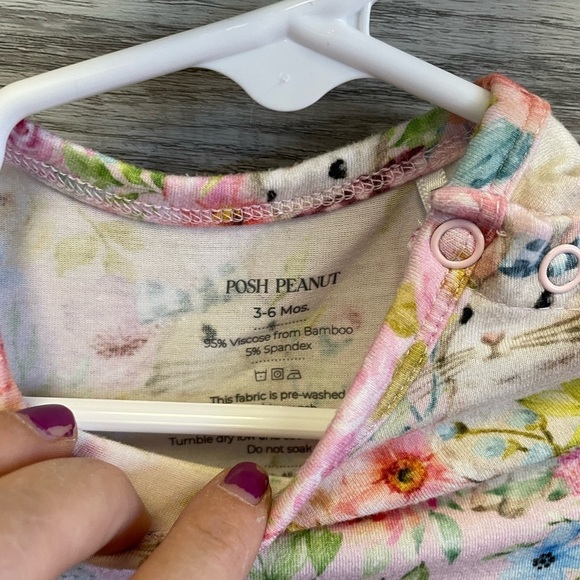 POSH peanut outfit sz 3/6 mths - Picture 4 of 6